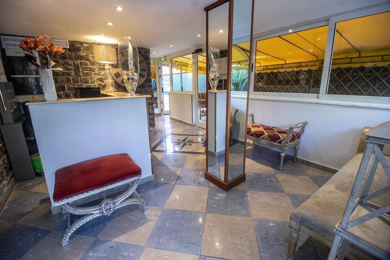 מרינה די מסה Hotel Herve מראה חיצוני תמונה