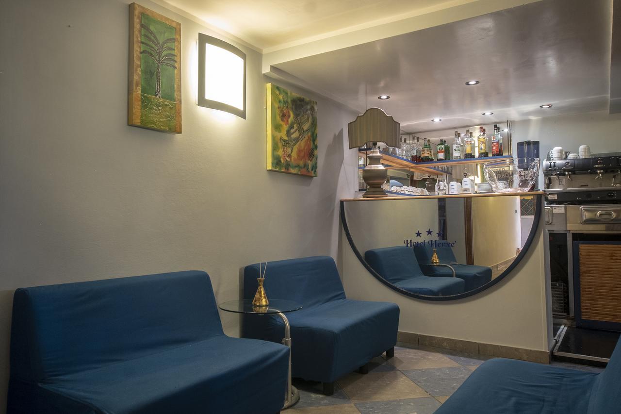 מרינה די מסה Hotel Herve מראה חיצוני תמונה