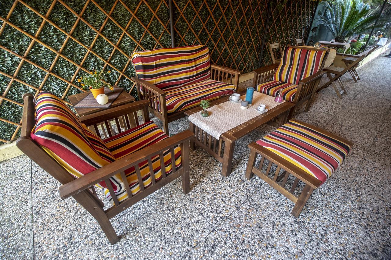 מרינה די מסה Hotel Herve מראה חיצוני תמונה